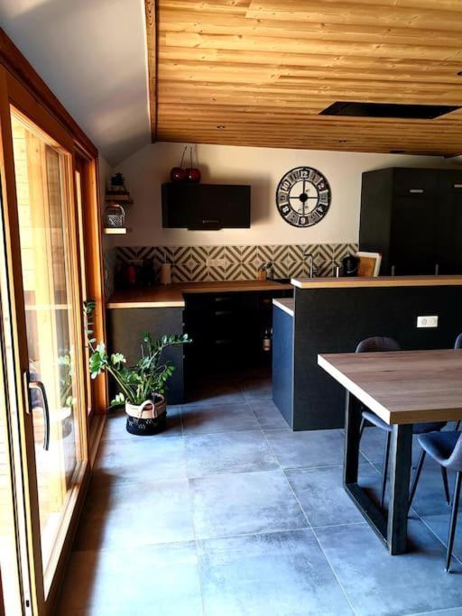 Apartment Superbe T3 Neuf Avec Terrasse + Vue Montagne Briançon